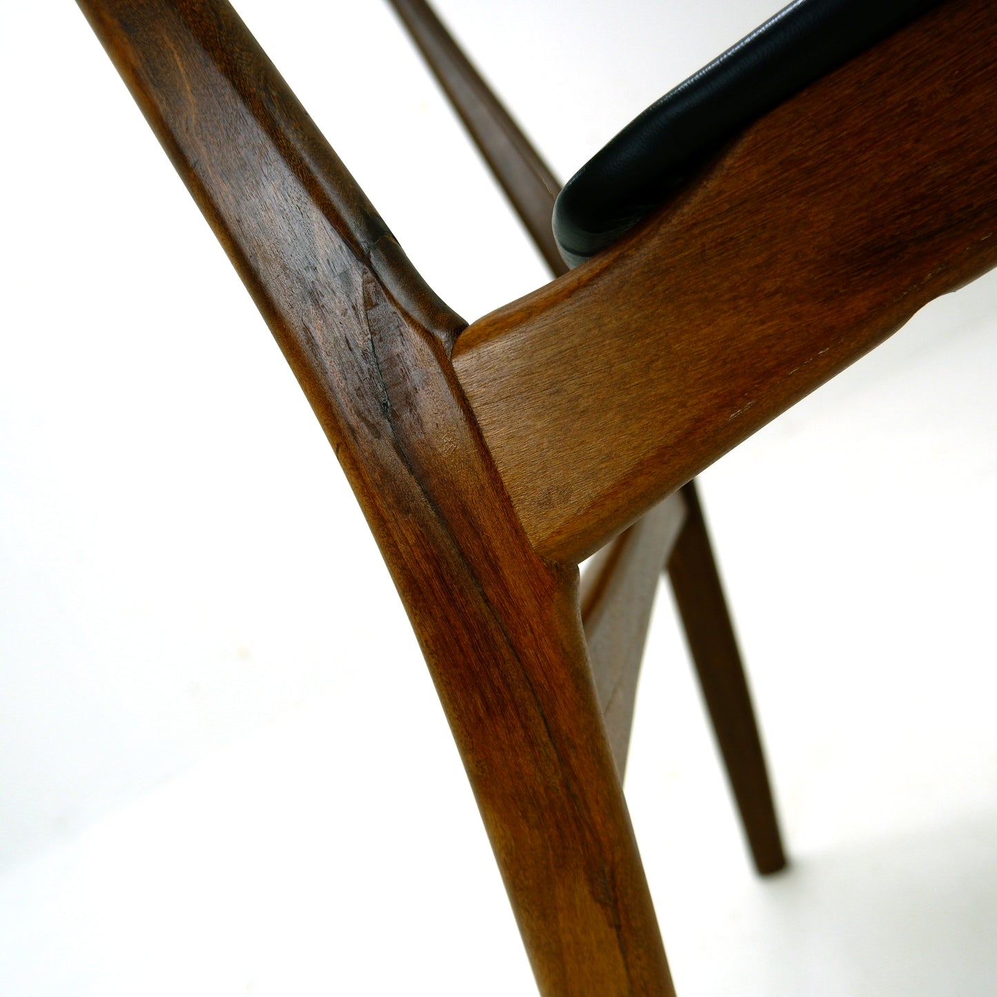 Set 6 Mid Century Dining Chairs - Danish Influance - NEW Black Vinyl Fabric