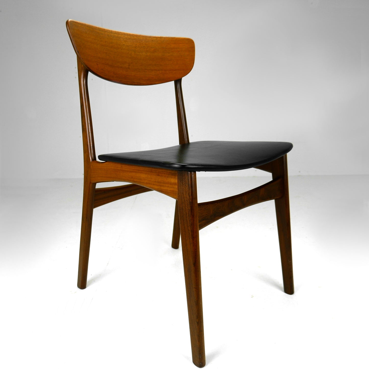Set 6 Mid Century Dining Chairs - Danish Influance - NEW Black Vinyl Fabric
