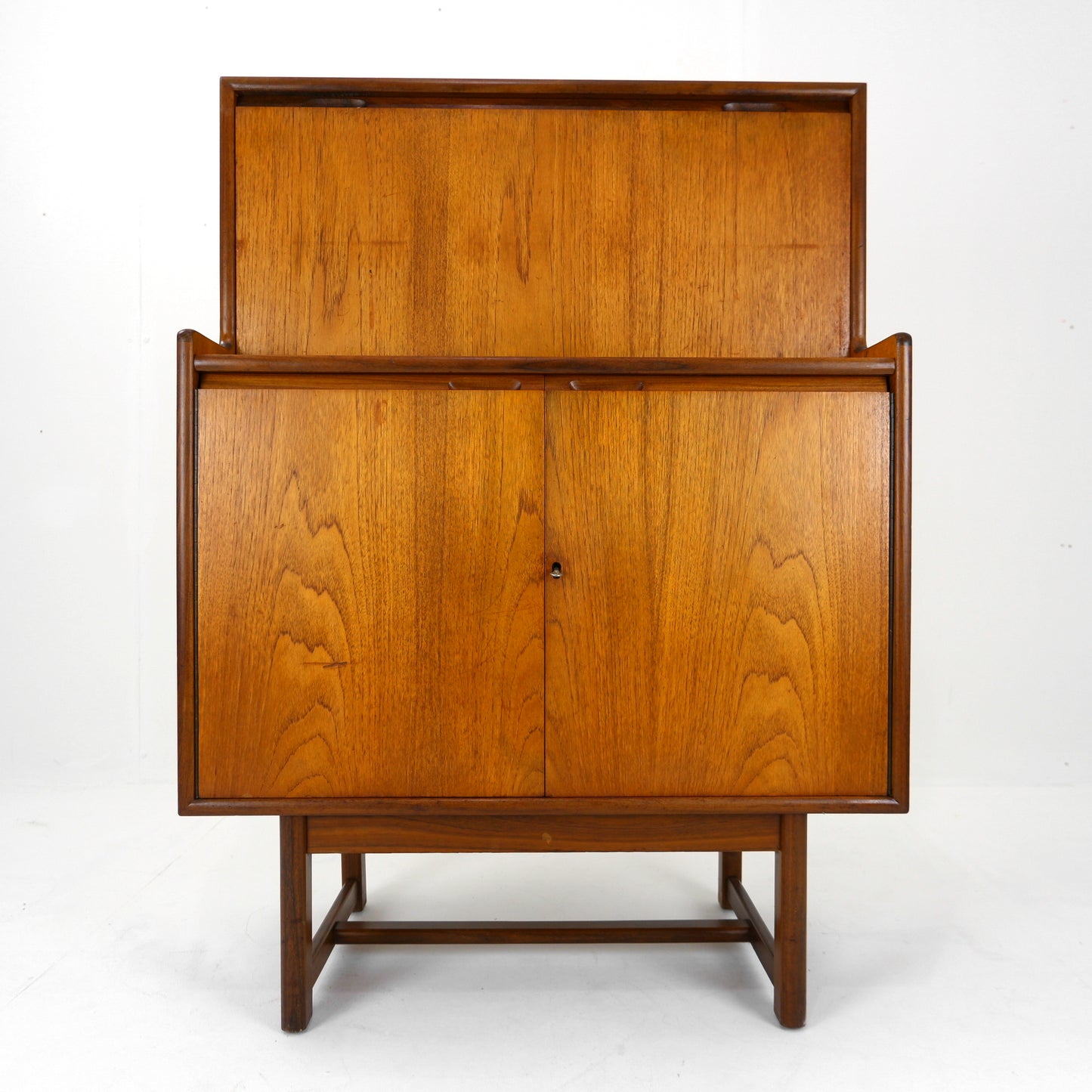 Mid Century Bureau / Desk in Teak with Cupboard