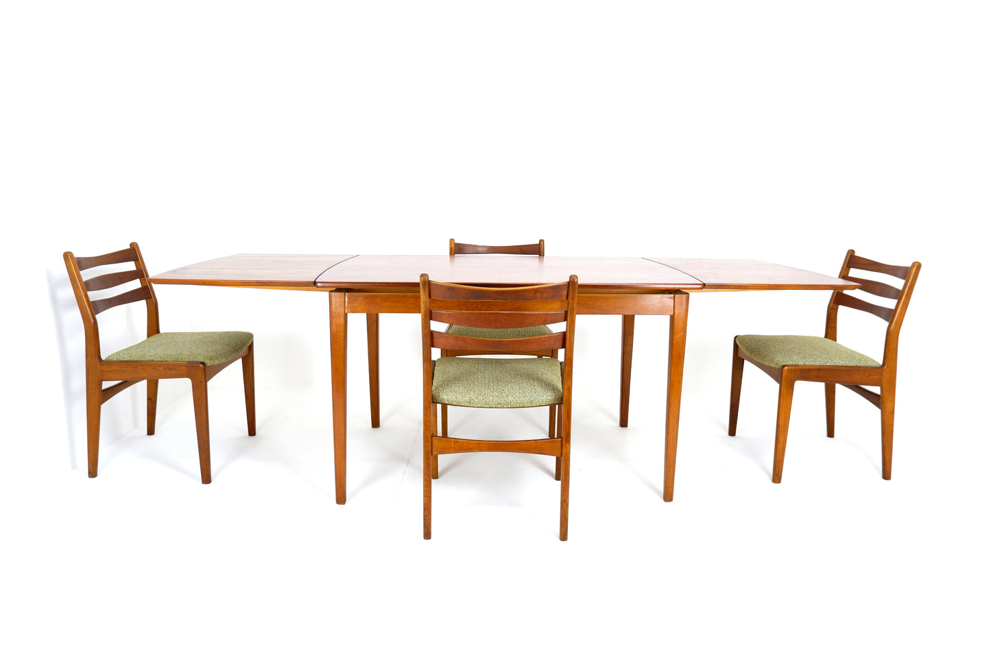 Danish Modern Dining Table and 4 Chairs by Slagelse Møbelvaerk in Teak - Mid Century Modern