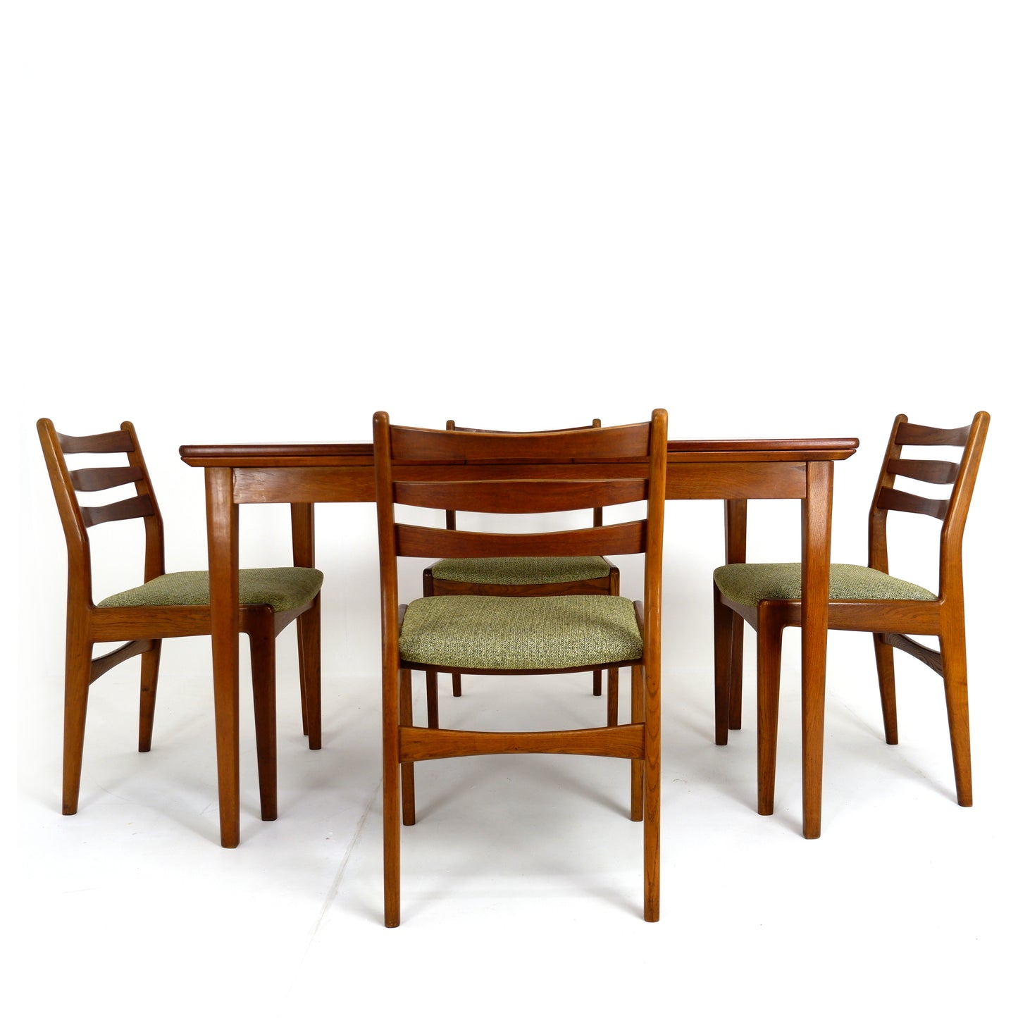 Danish Modern Dining Table and 4 Chairs by Slagelse Møbelvaerk in Teak - Mid Century Modern