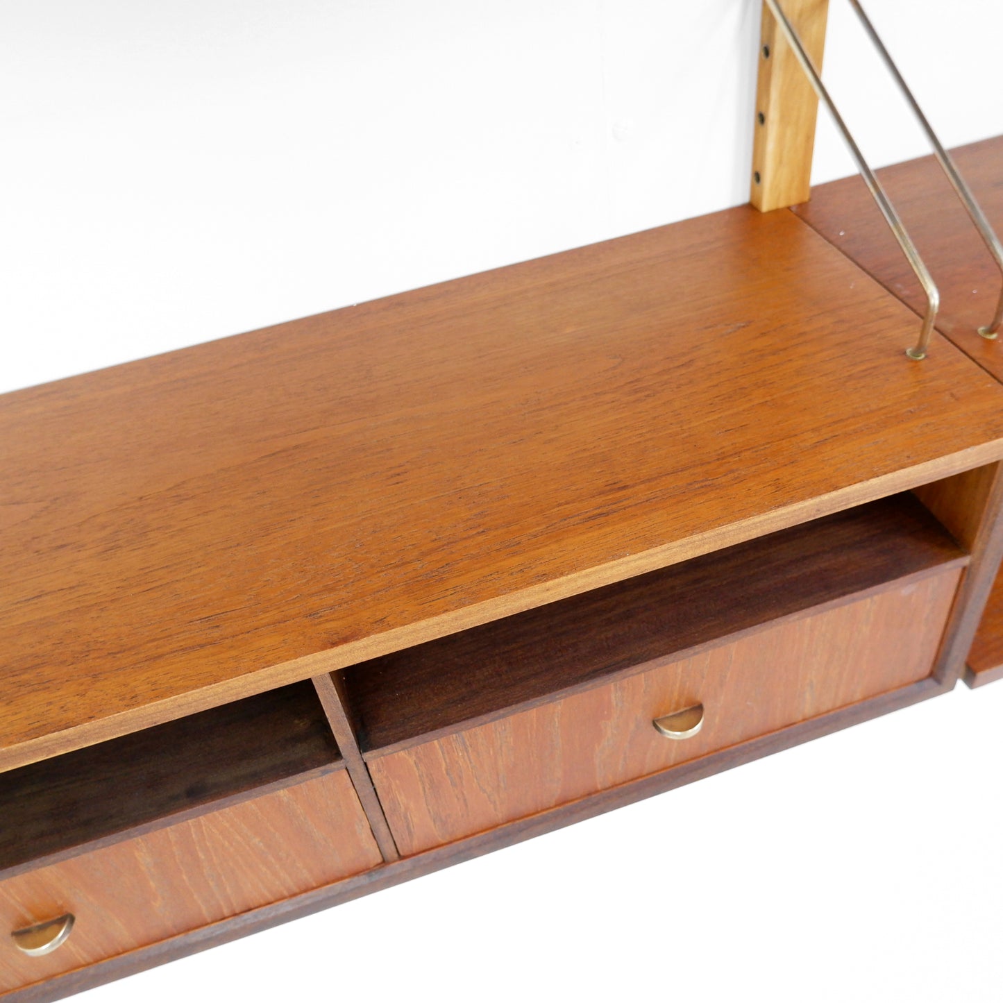 Poul Cadovius Danish Royal System Shelving Wall Unit in Teak - Cocktail/Drinks Cabinet with Bookcase Shelves