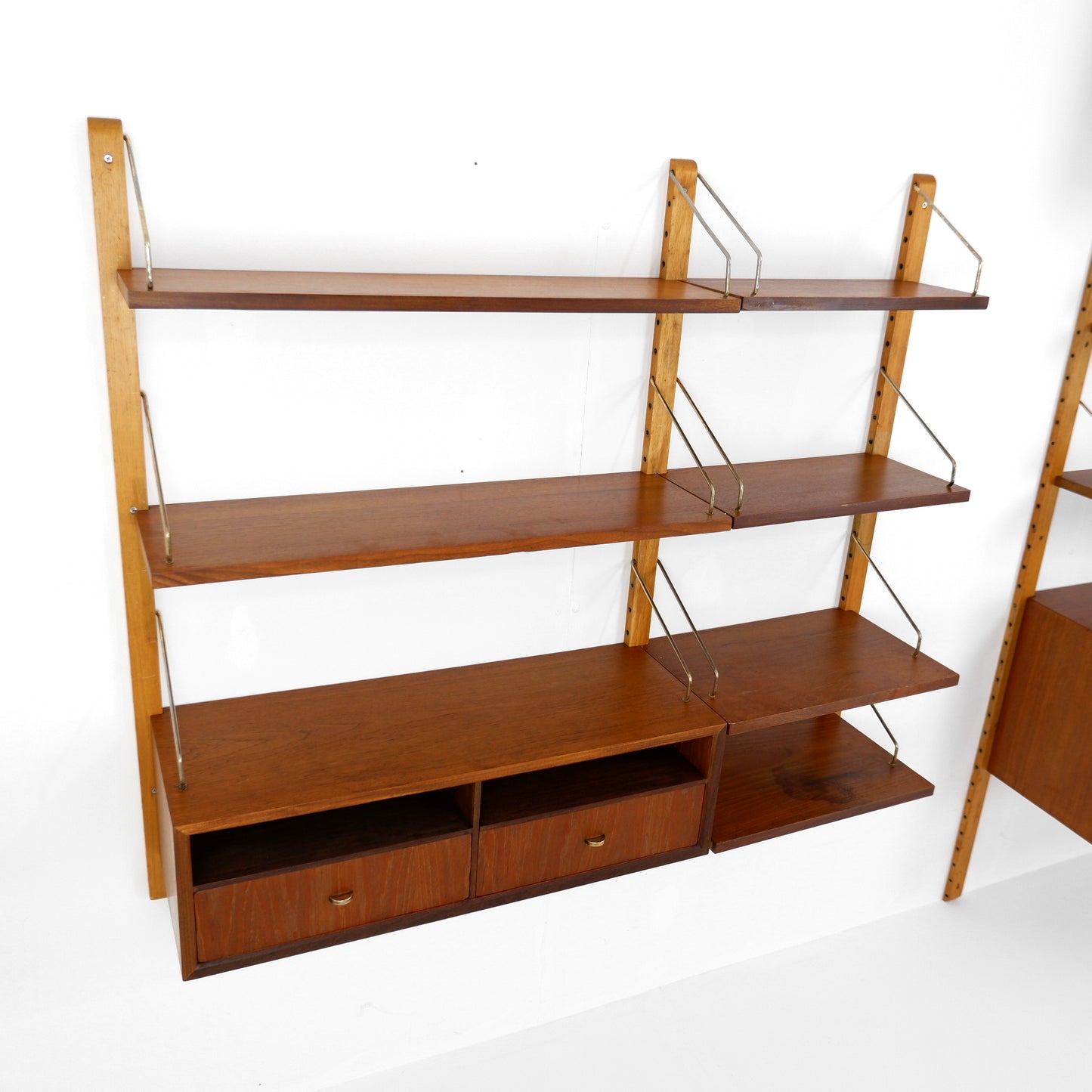 Poul Cadovius Danish Royal System Shelving Wall Unit in Teak - Cocktail/Drinks Cabinet with Bookcase Shelves
