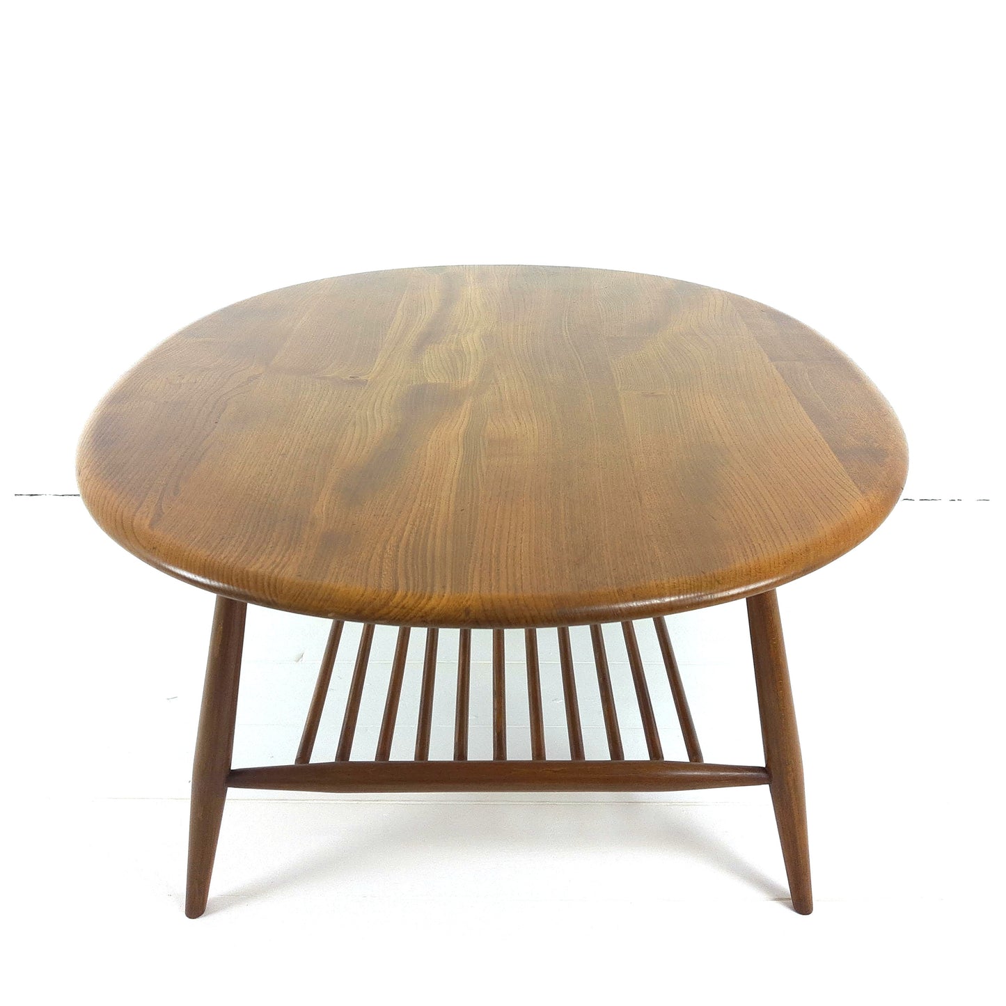 Vintage Ercol Oval Coffee Table with Magazine Rack n.o. 454 Light