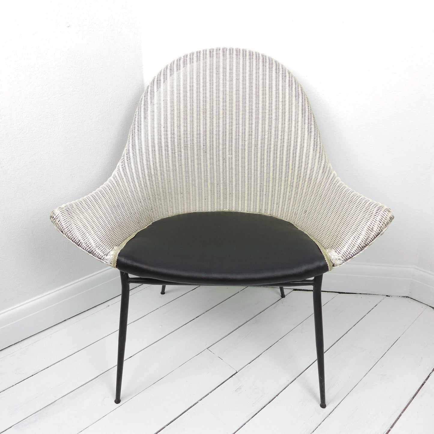 Mid Century Armchair by Lloyd Loom "Stingray" Space Age Atomic