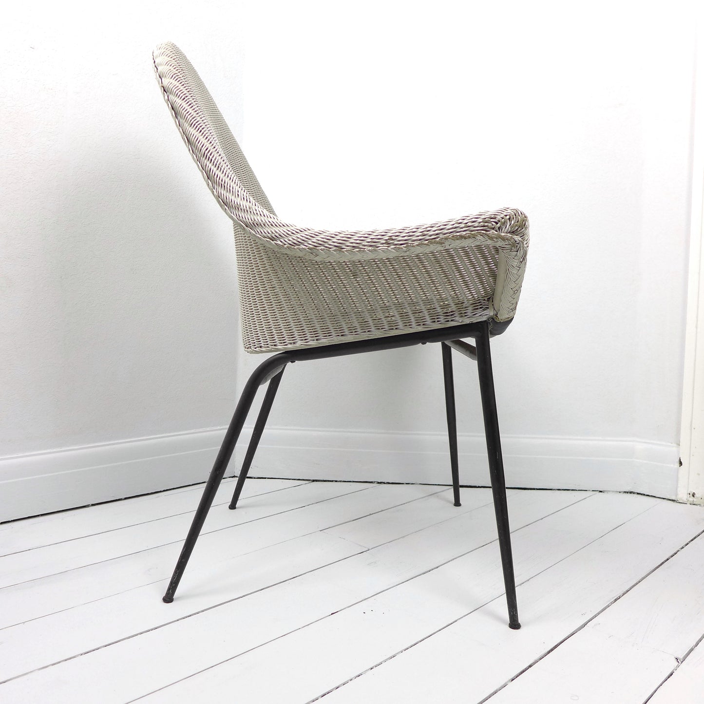 Mid Century Armchair by Lloyd Loom "Stingray" Space Age Atomic