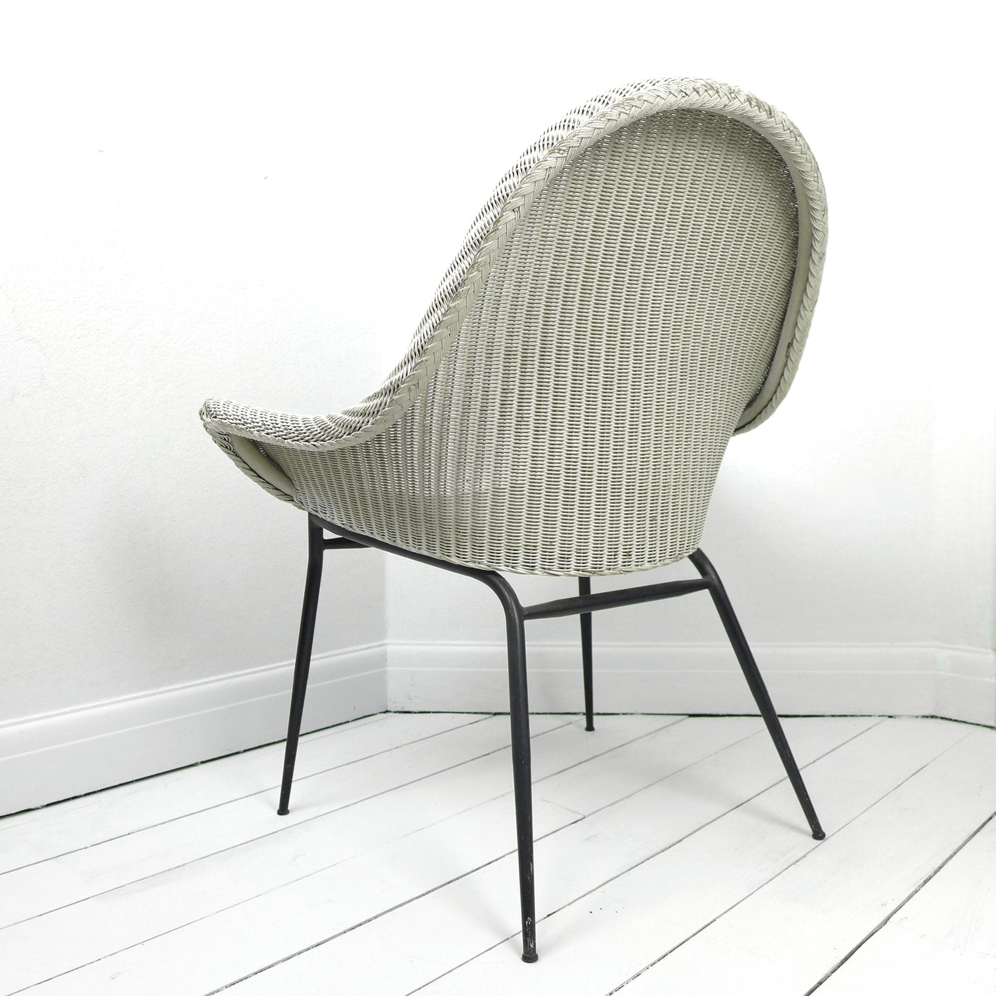 Mid Century Armchair by Lloyd Loom "Stingray" Space Age Atomic