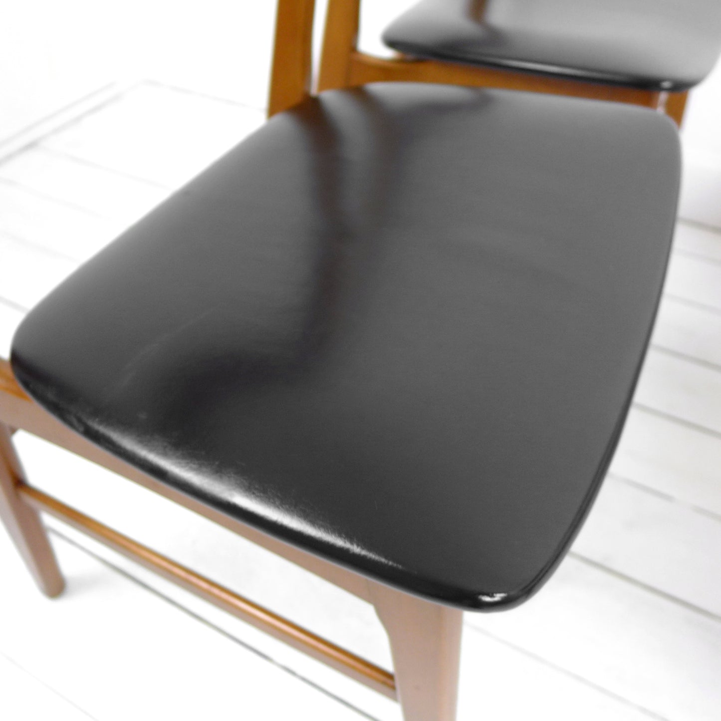 Set 4 Mid Century Dining Chairs in Black Vinyl