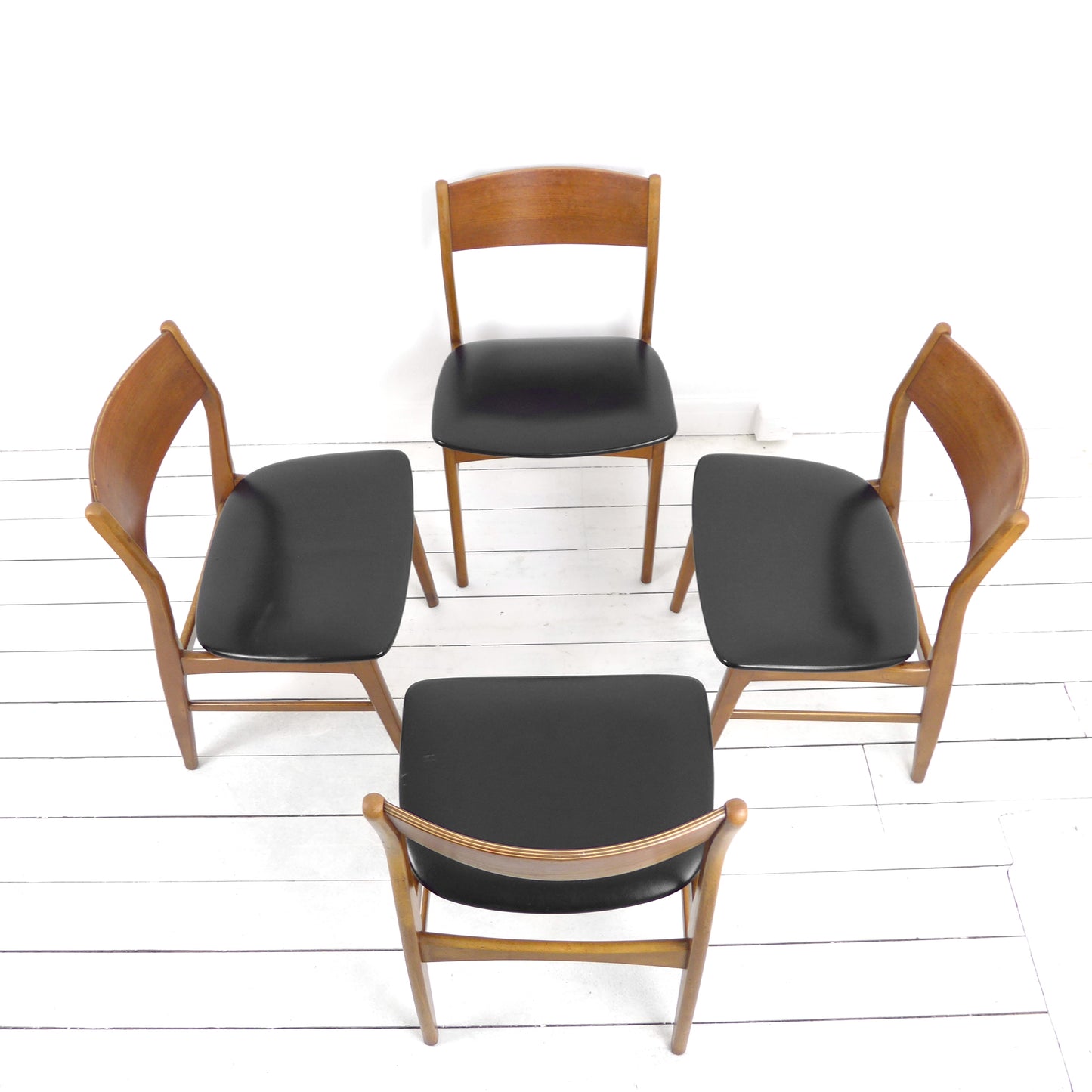 Set 4 Mid Century Dining Chairs in Black Vinyl