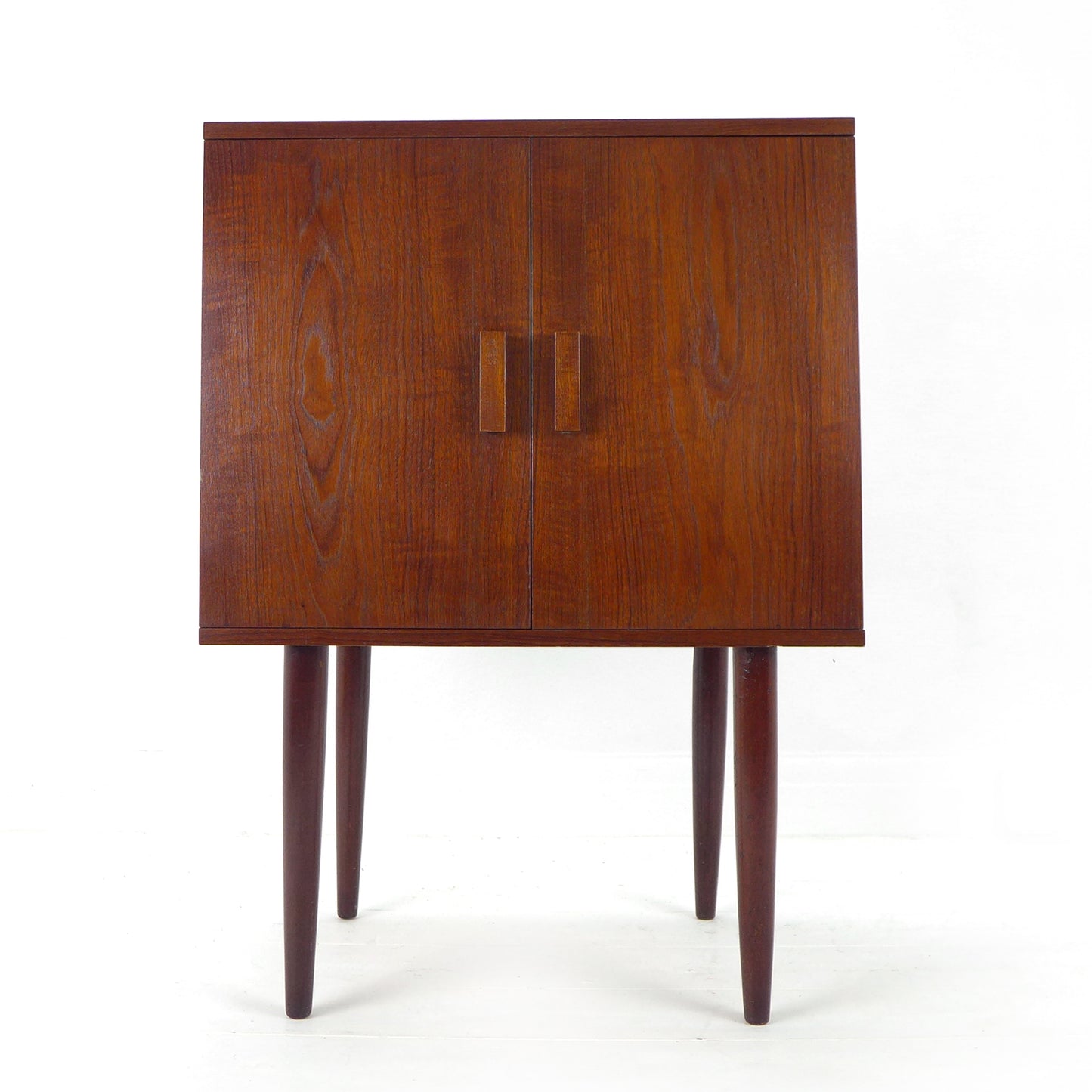 Mid Century Record Cabinet / Drinks Cabinet in Rosewood - Storage/Home Office/Cocktail