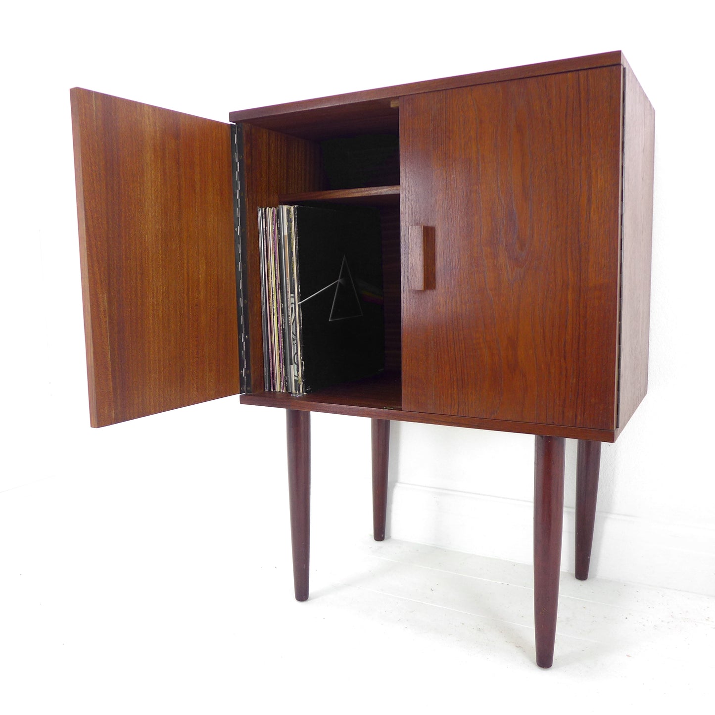 Mid Century Record Cabinet / Drinks Cabinet in Rosewood - Storage/Home Office/Cocktail