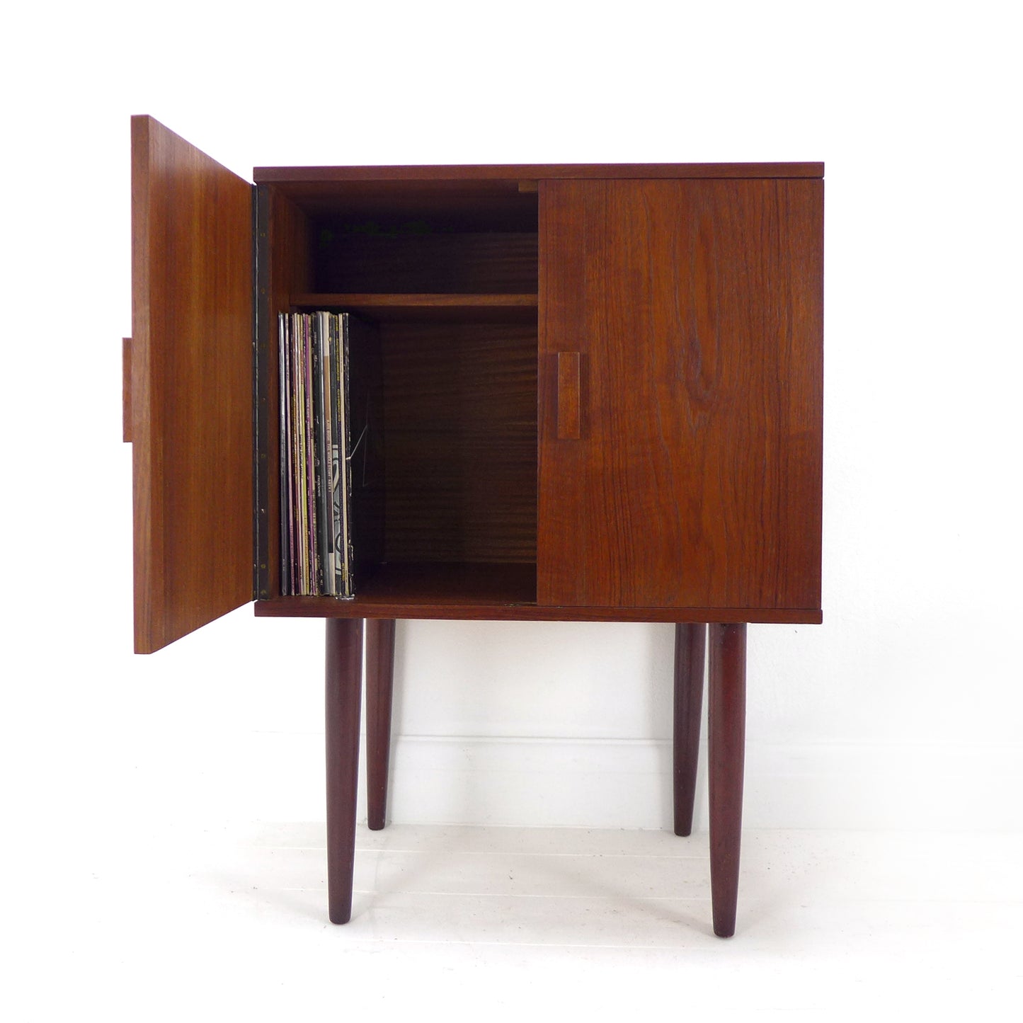 Mid Century Record Cabinet / Drinks Cabinet in Rosewood - Storage/Home Office/Cocktail