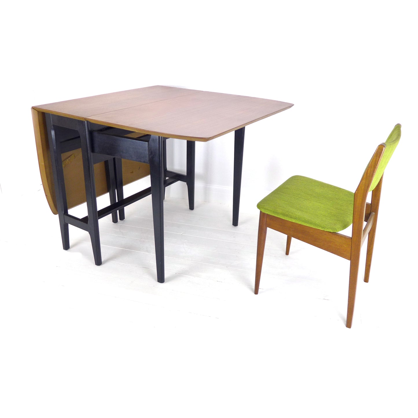Mid Century Teak Dining Table in Teak - Gateleg/Folding - Kitchen/Home Office
