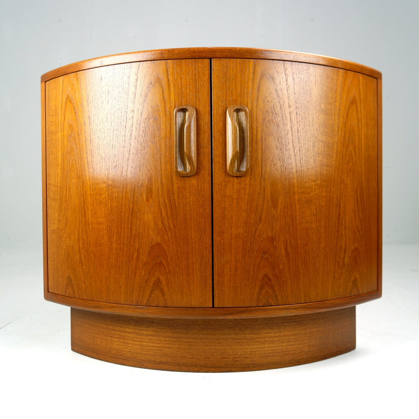 Mid Century G Plan Teak Corner Cabinet / Cupboard - Drinks/Cocktail