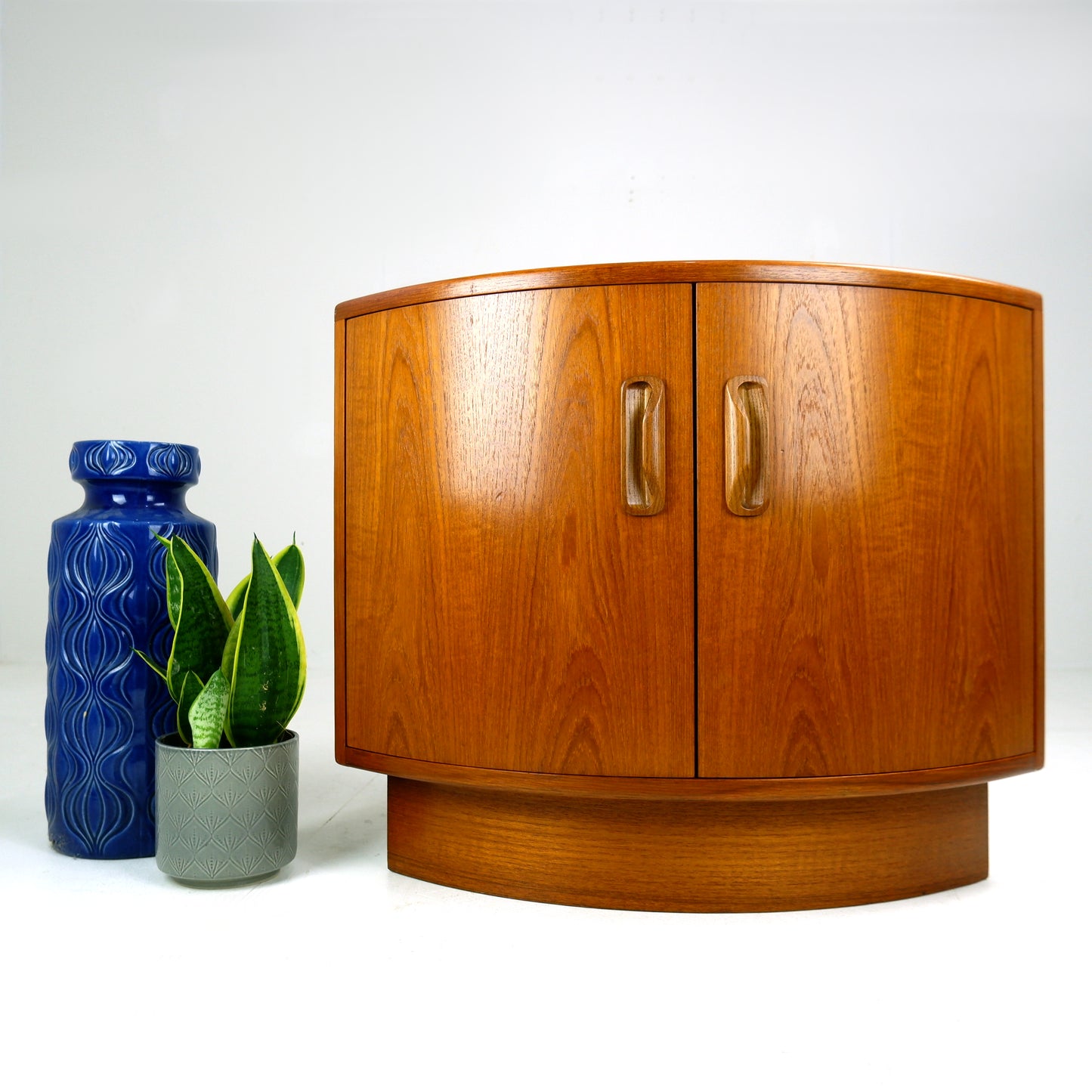 Mid Century G Plan Teak Corner Cabinet / Cupboard - Drinks/Cocktail