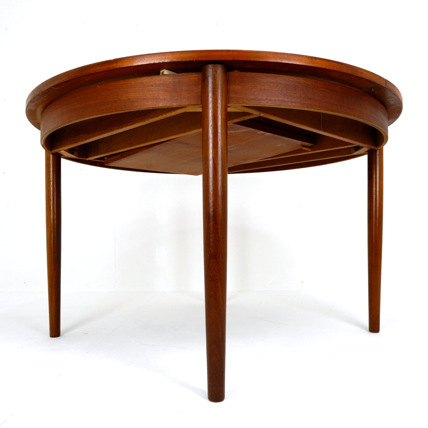 Circular Mid Century Teak Dining Table by Gościcińska Fabryka Mebli (GFM)