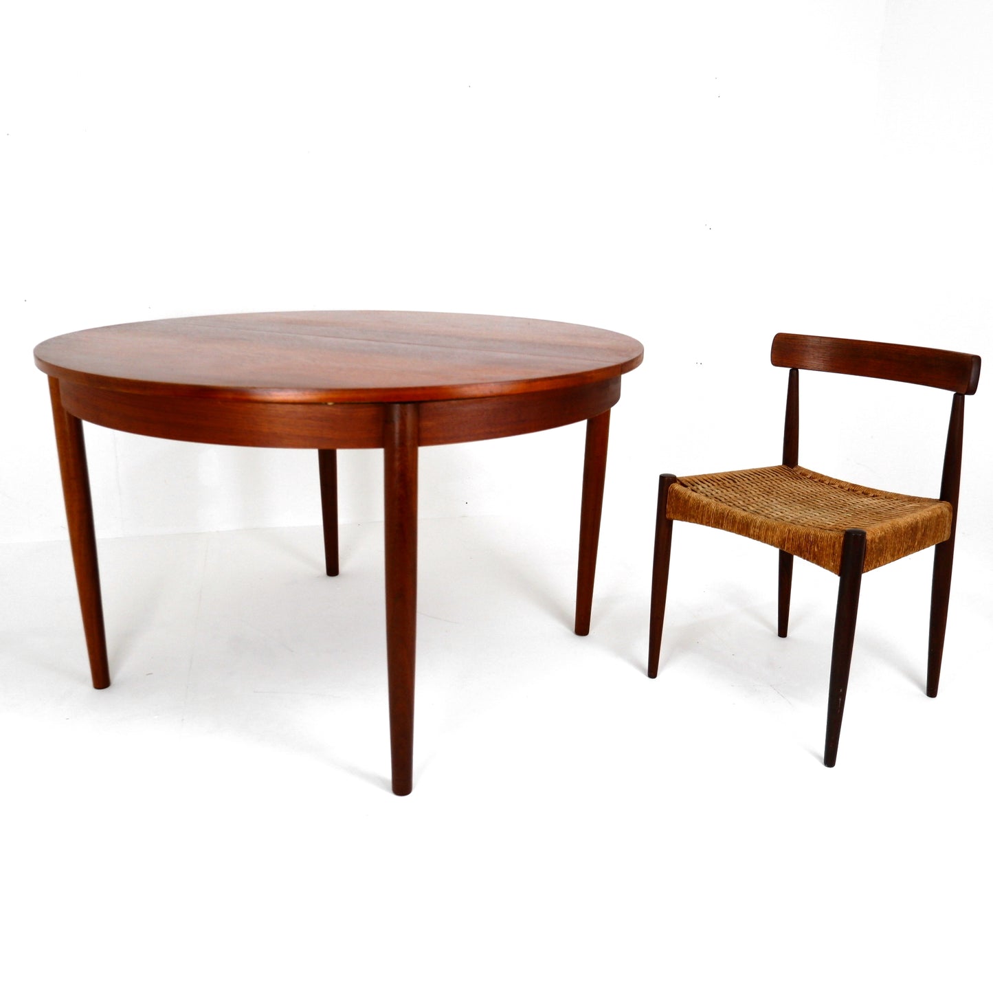 Circular Mid Century Teak Dining Table by Gościcińska Fabryka Mebli (GFM)