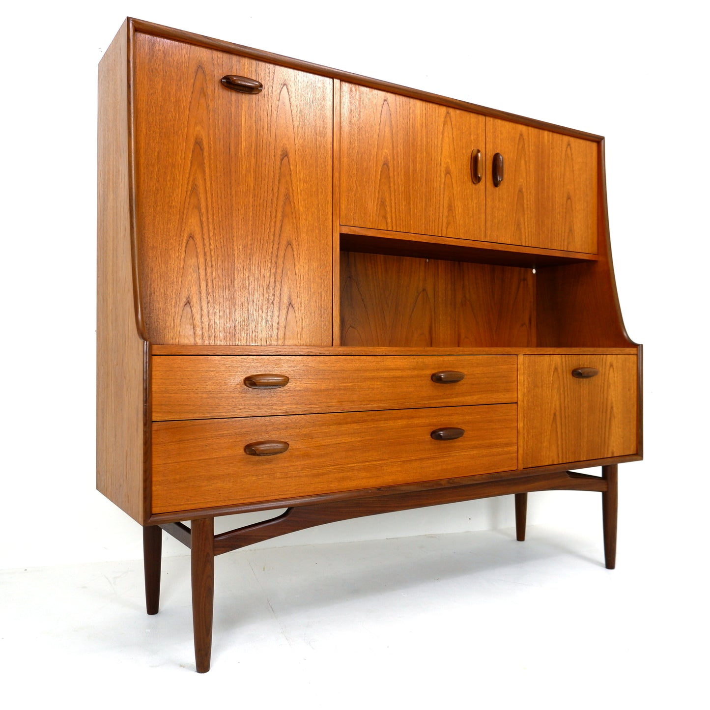 Mid Century G Plan Sideboard / Highboard Drinks Cabinet in Teak