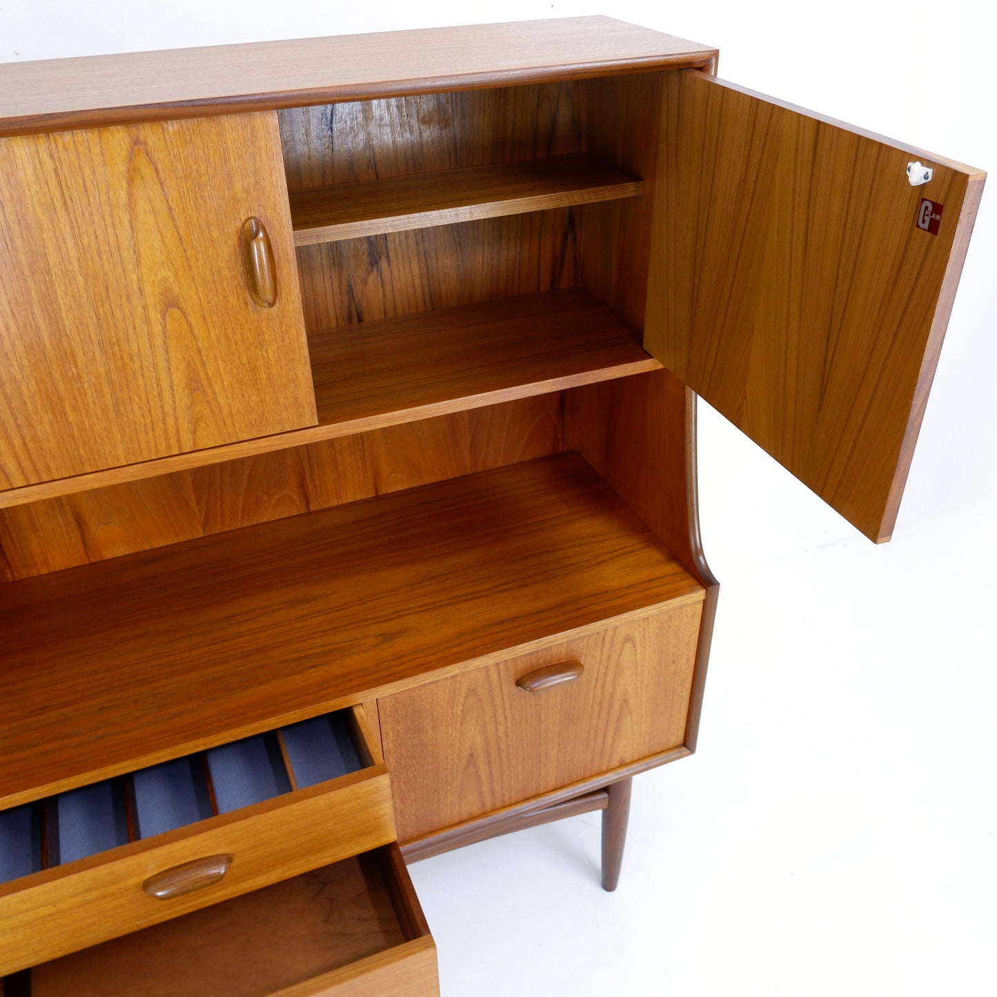 Mid Century G Plan Sideboard / Highboard Drinks Cabinet in Teak