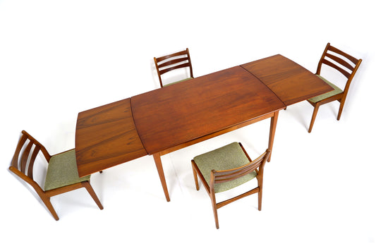 Danish Modern Dining Table and 4 Chairs by Slagelse Møbelvaerk in Teak  - Mid Century Modern