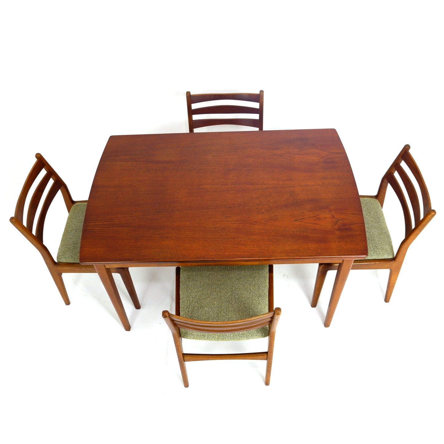 Danish Modern Dining Table and 4 Chairs by Slagelse Møbelvaerk in Teak  - Mid Century Modern