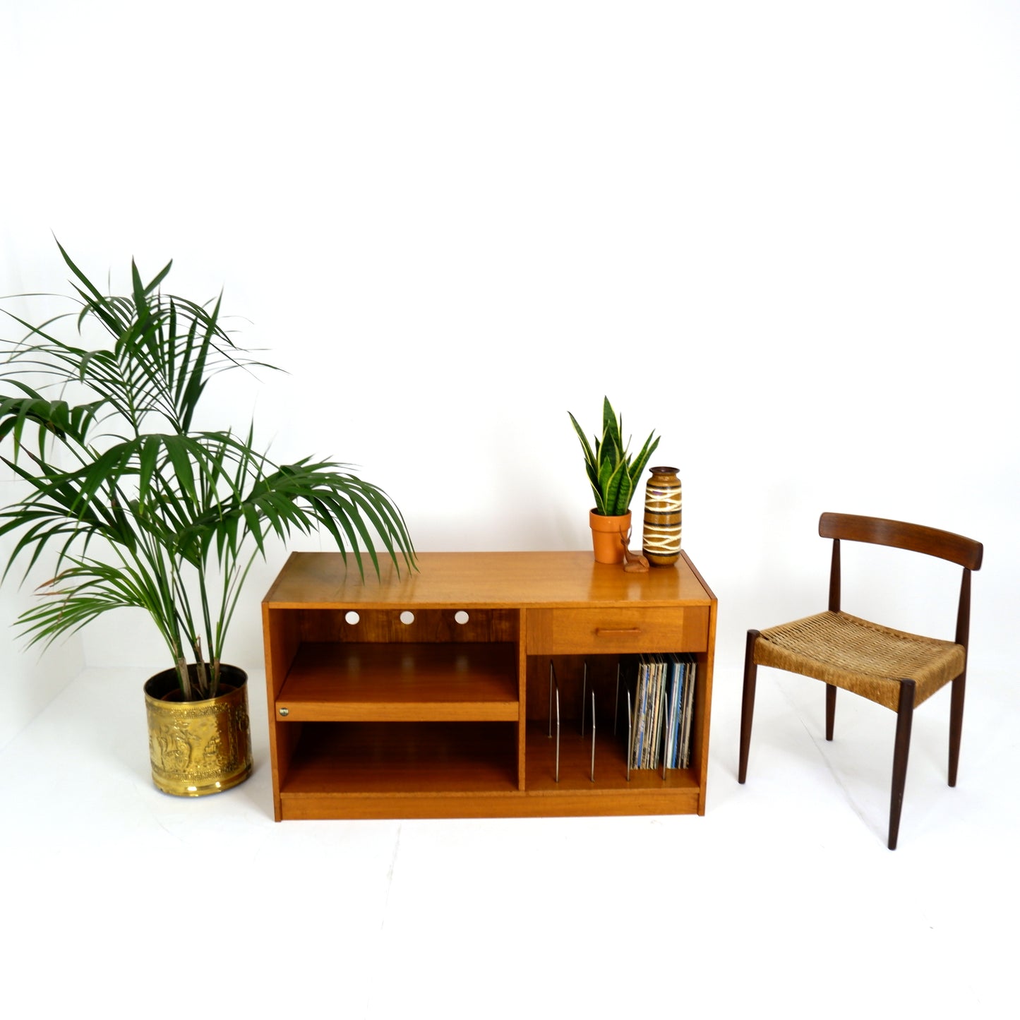 DENKA Danish Media/TV Stand in Teak - Mid Century Modern -Record/Vinyl Storage