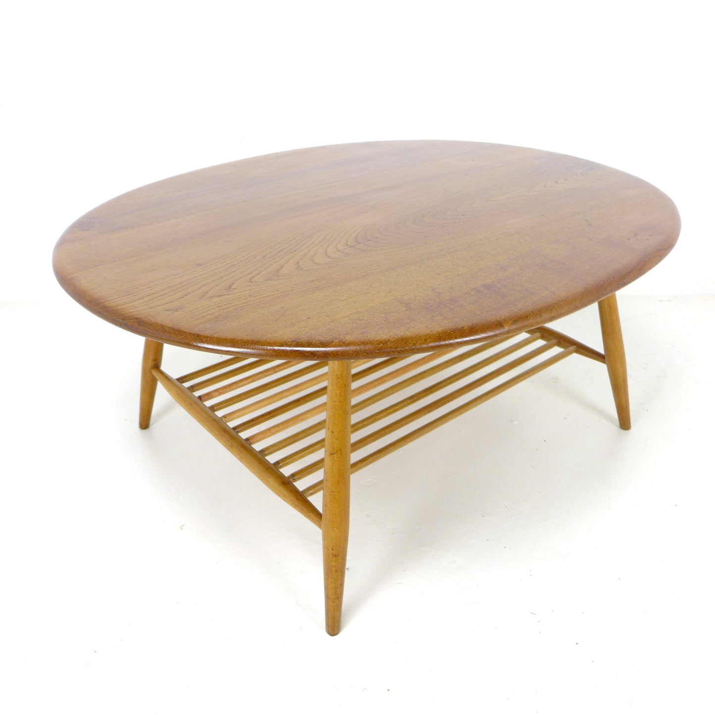 Vintage Ercol Oval Coffee Table with Magazine Rack n.o. 454 Light