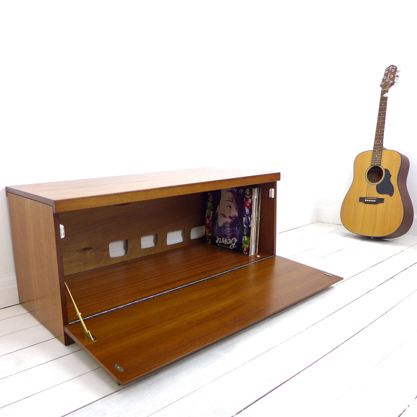 Mid Century Teak TV Stand / Record Cabinet / Compact Sideboard