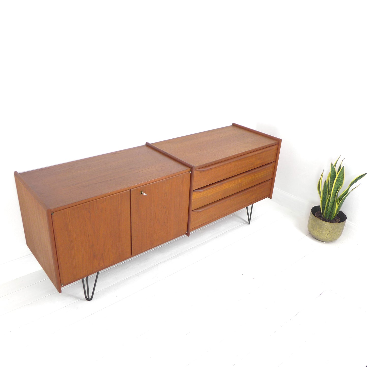 Mid Century Teak Sideboard on Hairpin Legs - Record / Drinks Cabinet / TV Stand