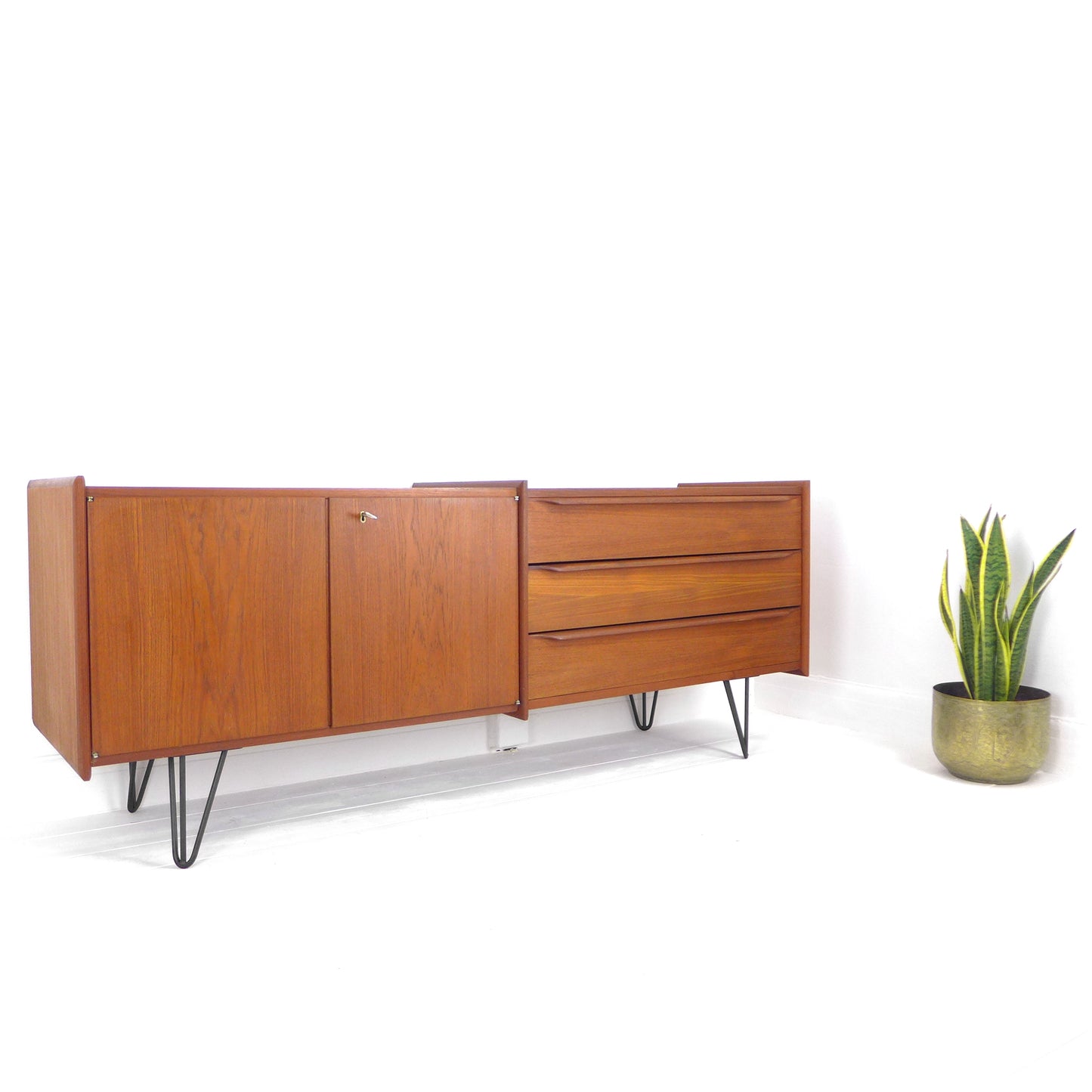 Mid Century Teak Sideboard on Hairpin Legs - Record / Drinks Cabinet / TV Stand