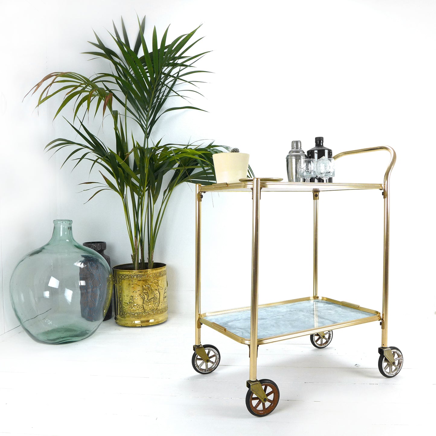 Mid Century Drinks Trolley - Vintage Bar/Drinks Cart on Wheels - Gold Metal/Brass