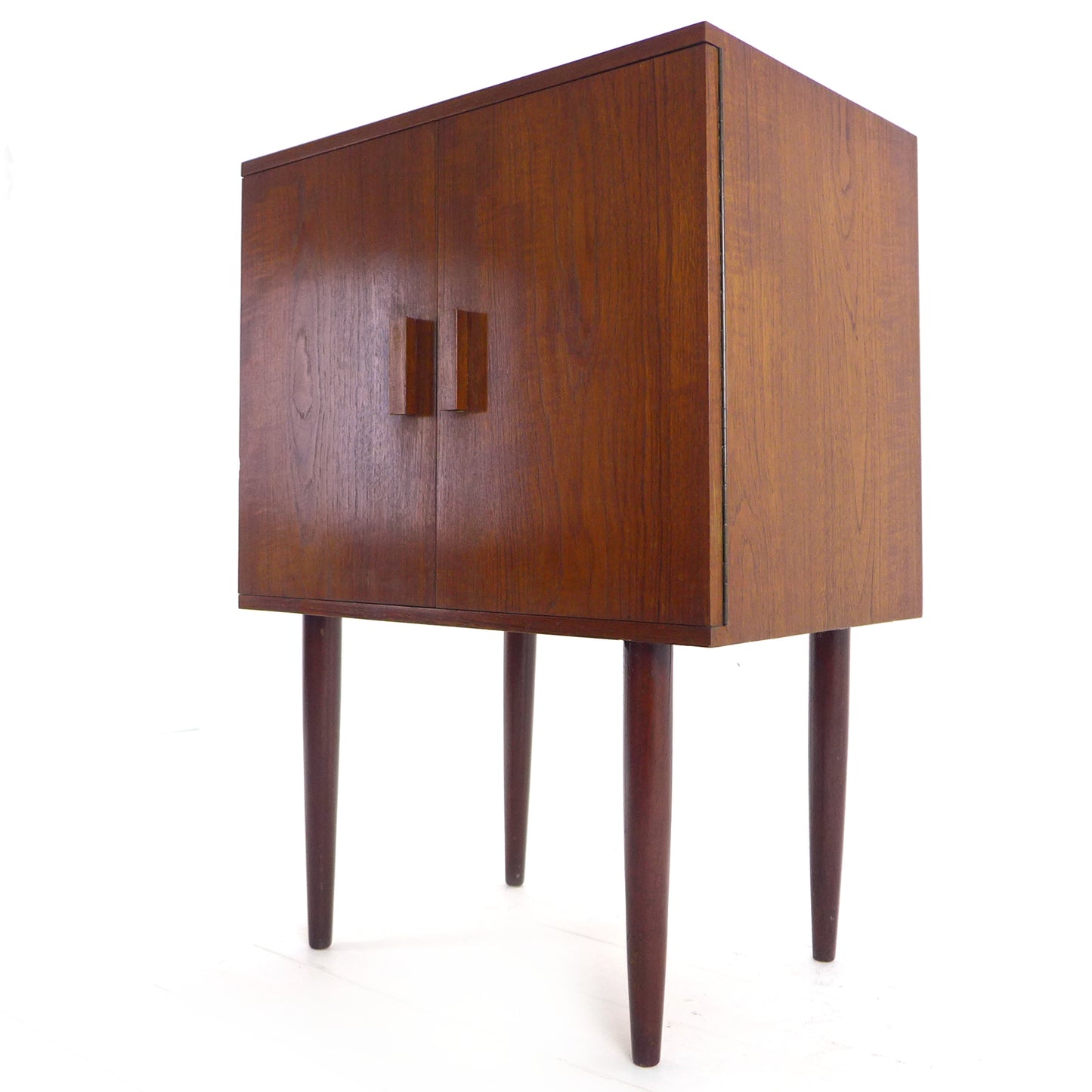 Mid Century Record Cabinet / Drinks Cabinet in Rosewood - Storage/Home Office/Cocktail